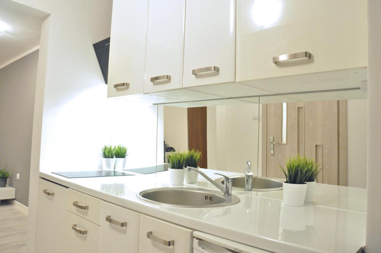 Nice And Comfy Studio Close To Old Town And Metro. Varsovia Exterior foto